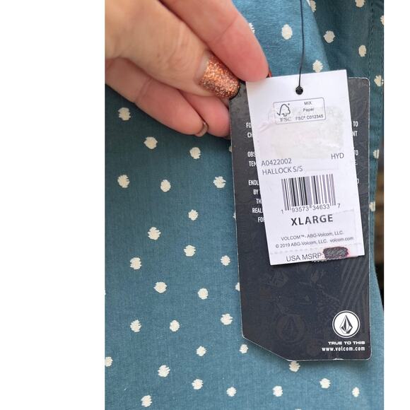 Volcom Mens Hallock Short Sleeve Button Up Size XL NWT - Picture 9 of 10